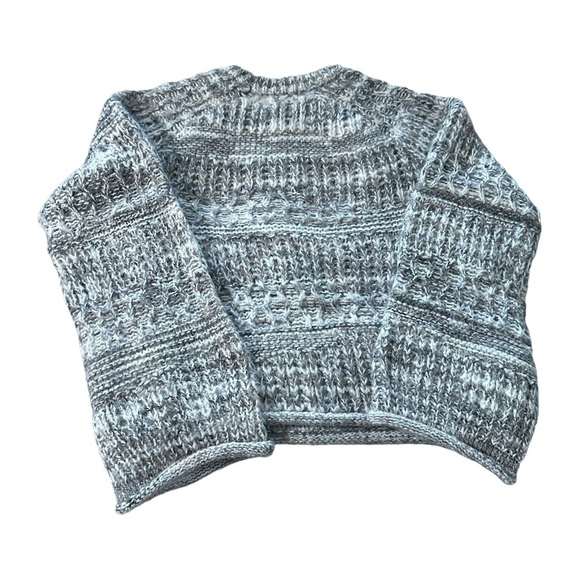 Universal thread women's size small chunky knit sweater with flared arms - Picture 5 of 5